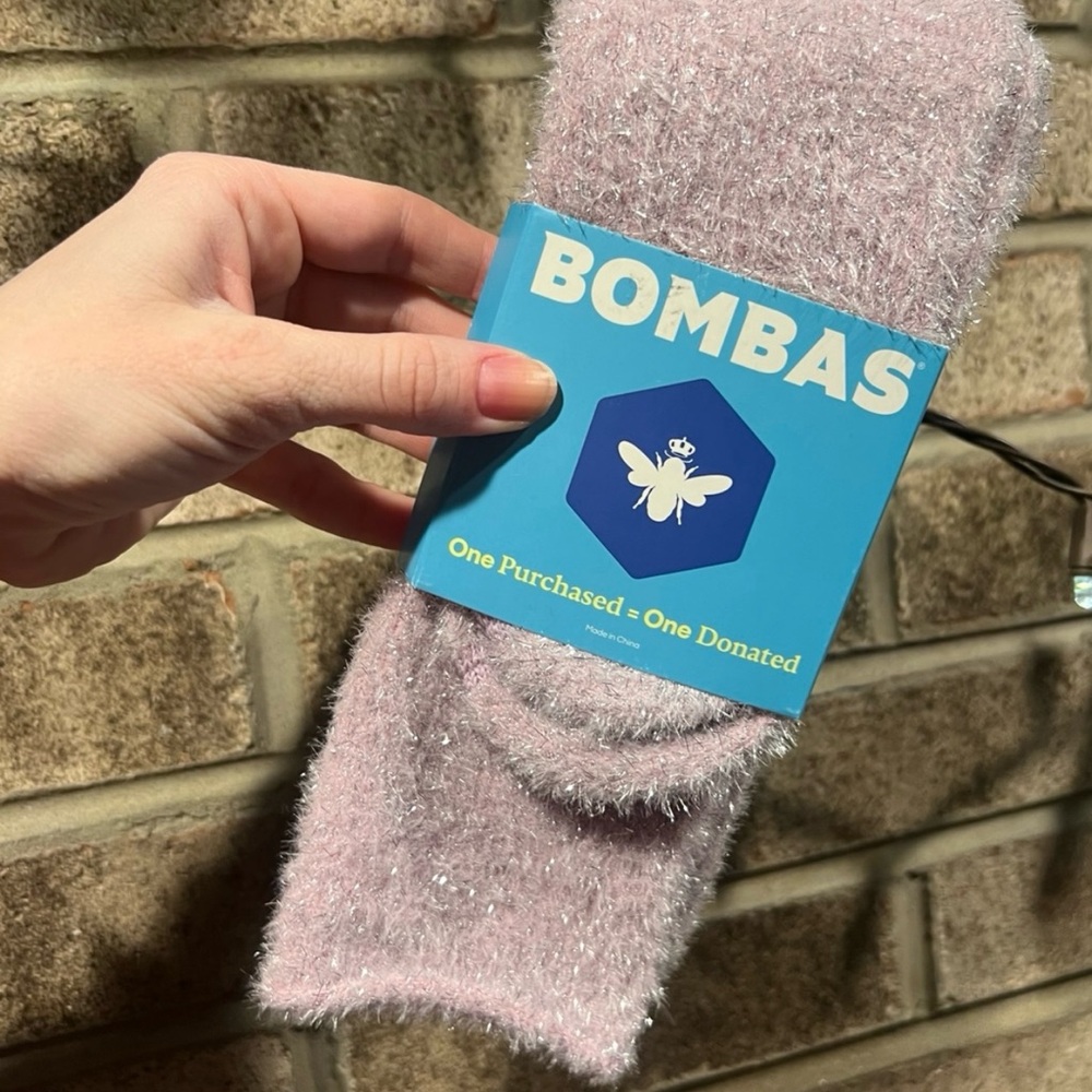 Bombas Soft Pink Fuzzy Socks - Picture 5 of 6